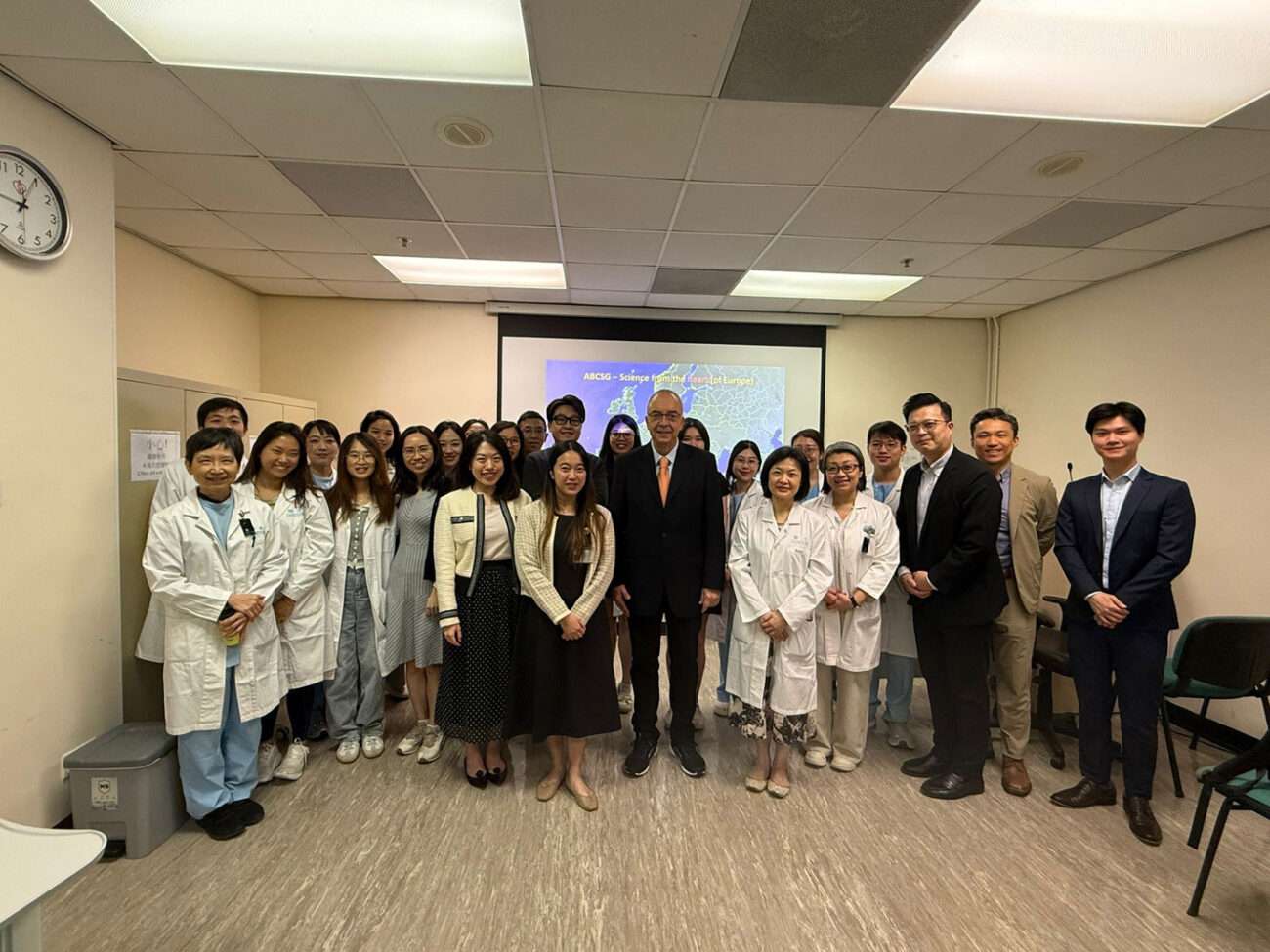 Vernetzung und Lehre in Hongkong