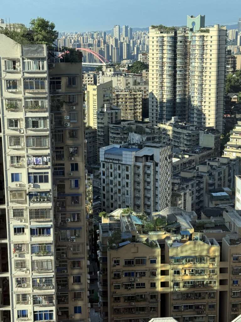 Besuch von 2 Universitäten in Chongqing