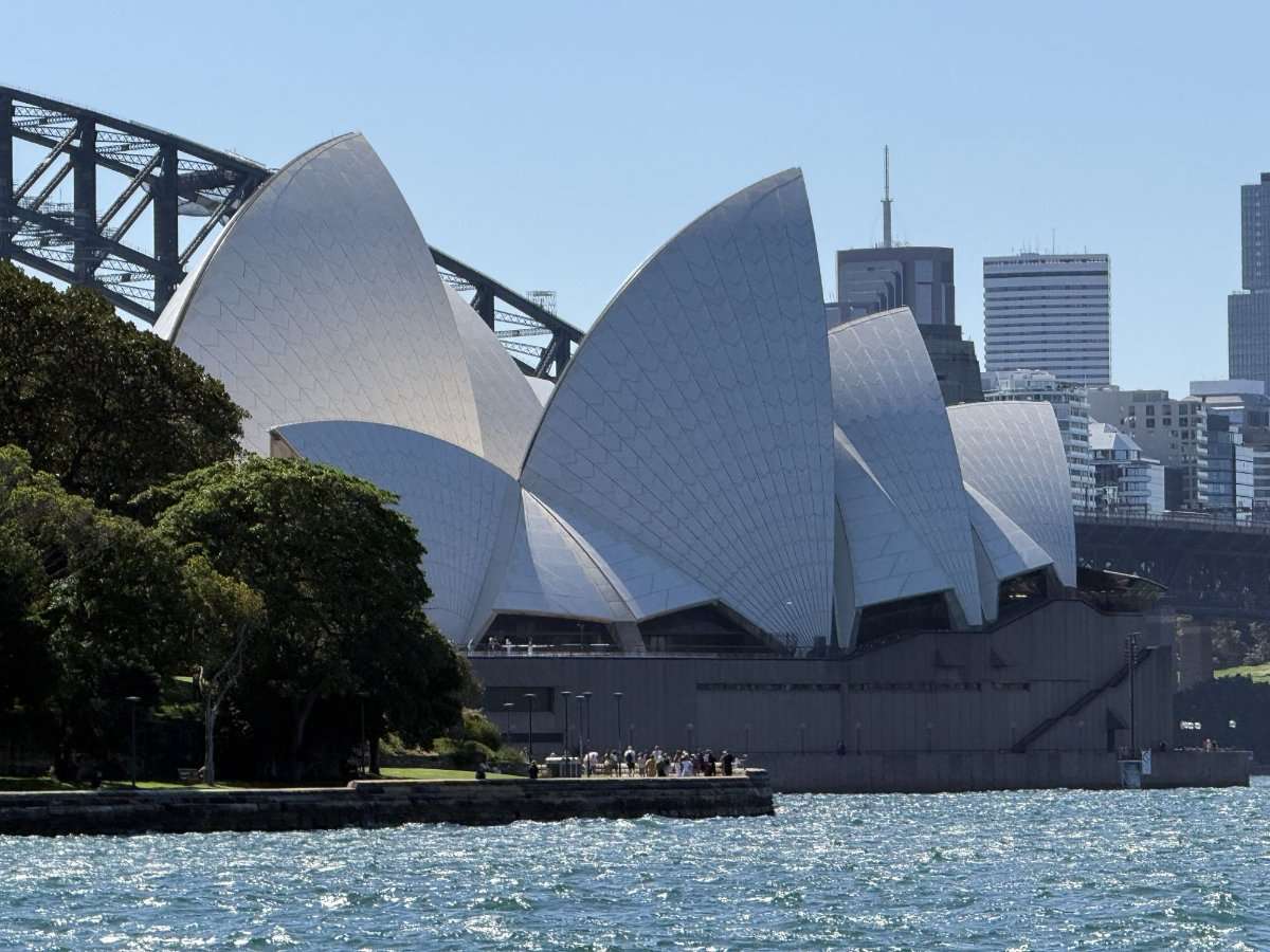 Brisbane Sydney