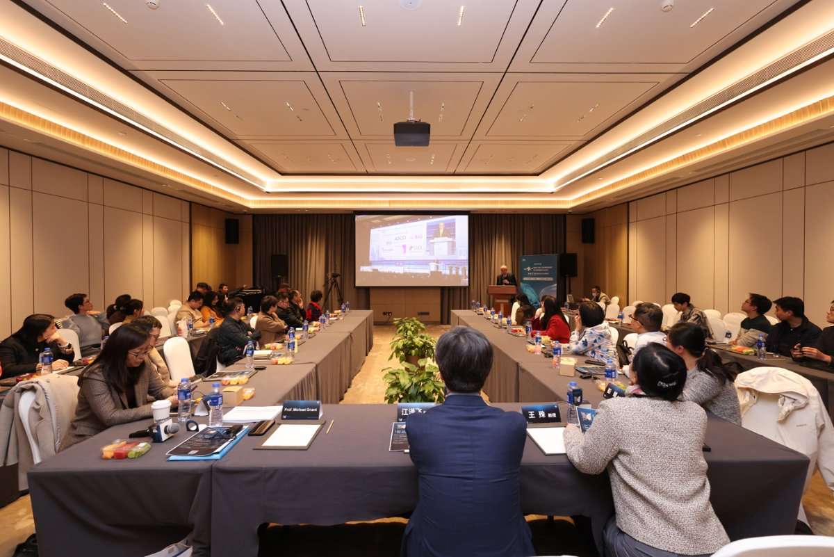 Wissenschaftlich-klinische Diskussion in Peking